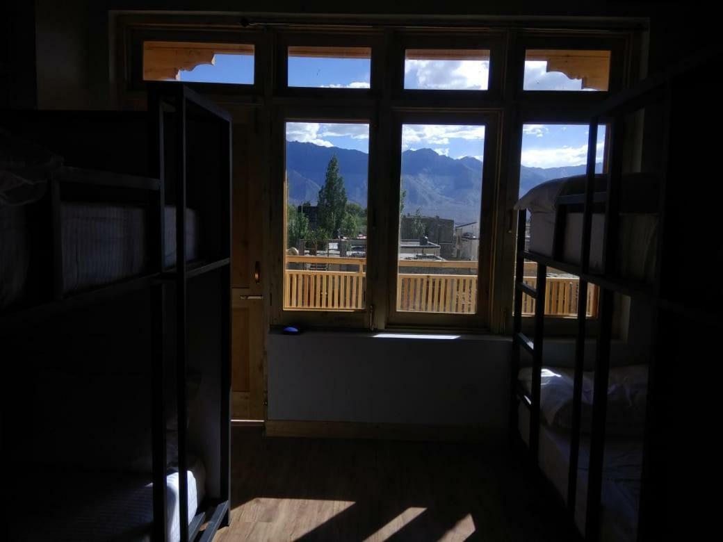 Hitchhikers Hostel Ladakh Leh Esterno foto