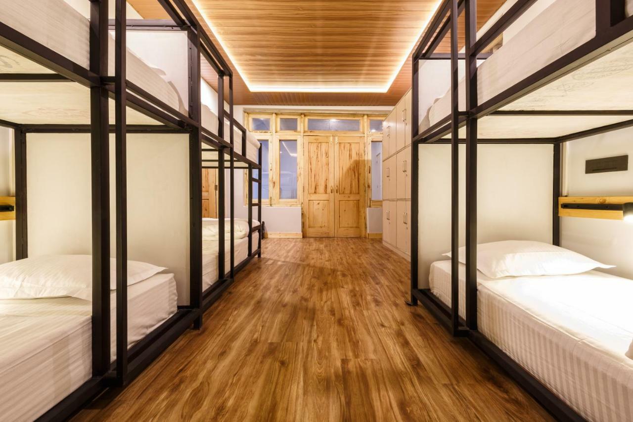Hitchhikers Hostel Ladakh Leh Esterno foto